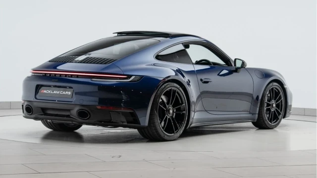 Porsche 911 (24 Reg) 3.0 Carrera 4 GTS Coupe Image 6