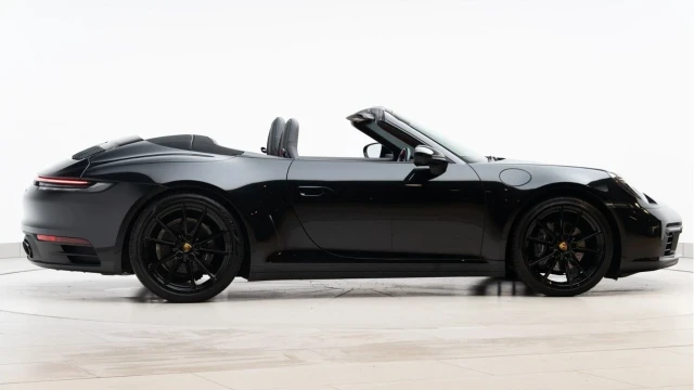 Porsche 911 (21 Reg) 3.0 Carrera 4 Convertible Image 6