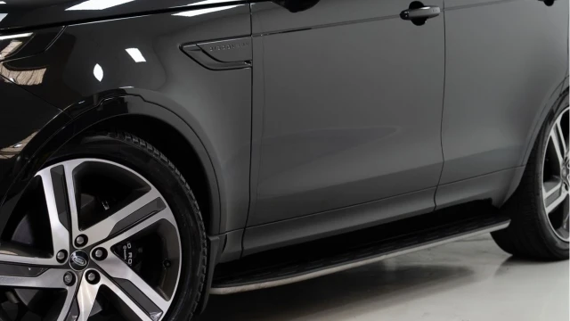 Land Rover Discovery (23 Reg) 3.0 P360 Metropolitan Edition Image 5