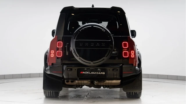 Land Rover Defender (24 Reg) 110 3.0 D300 HSE (Bespoke) Image 7