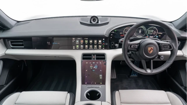 Porsche Taycan (74 Reg) 4S Cross Turismo (VAT Q) Image 2
