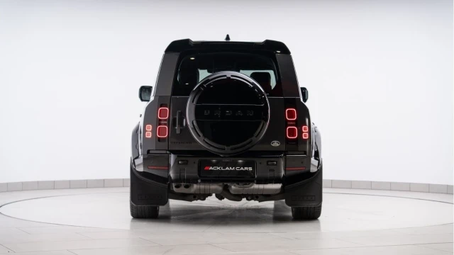 Land Rover Defender (23 Reg) 110 3.0 D300 X-Dynamic HSE Hard Top (5 Seat) (URBAN Widetrack) (+VAT) Image 5
