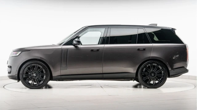 Land Rover Range Rover (23 Reg) 3.0 D350 First Edition LWB (VAT Q) Image 4