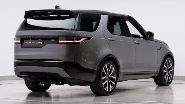 Land Rover Discovery (23 Reg) 3.0 D250 R-Dynamic SE Image 6
