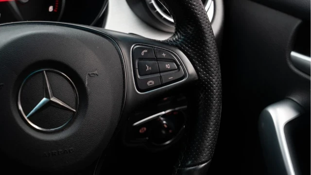 Mercedes-Benz X-CLASS (69 Reg) X350 3.0D V6 Power (No VAT) Image 7