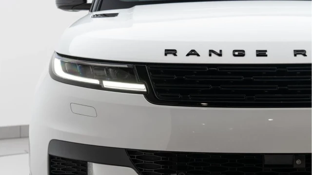 Land Rover Range Rover Sport (73 Reg) 3.0 D350 Autobiography (VAT Q) Image 7