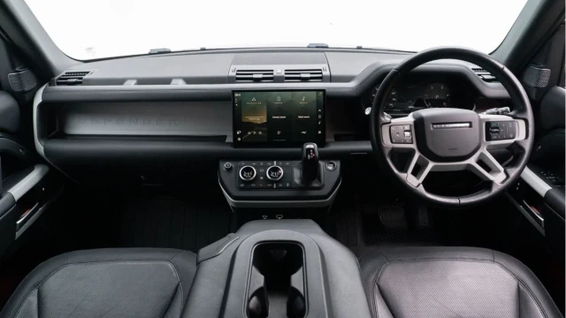 Land Rover Defender (24 Reg) 90 3.0 D300 X-Dynamic HSE Hard Top (6 Seat) (+VAT) Image 2