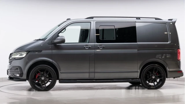 Volkswagen Transporter (71 Reg) 2.0TDI T28 Highline DSG (Bespoke Camper) (+VAT) Image 4