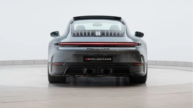 Porsche 911 (74 Reg) 3.6 Carrera 4 GTS Coupe (992.2) Image 5