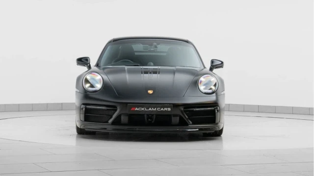 Porsche 911 (23 Reg) 3.0 Carrera 4 GTS Coupe (Aero) Image 7