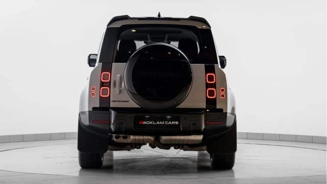 Land Rover Defender (75 Reg) 110 3.0 D250 S (Bespoke) Image 5