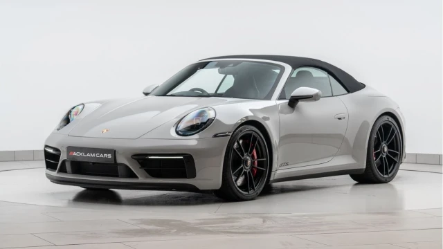 Porsche 911 (72 Reg) Carrera 3.0 GTS Convertible Image 2