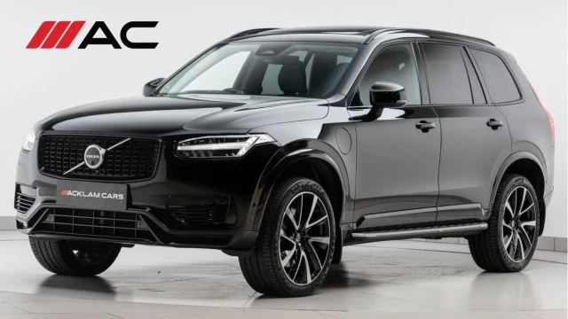 Volvo XC90 (23 Reg) 2.0 T8 Recharge Ultimate Dark AWD (7 Seat) (Hybrid) Image 1