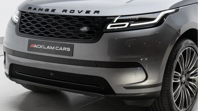 Land Rover Range Rover Velar (70 Reg) 2.0 D180 S (Black Pack) Image 4