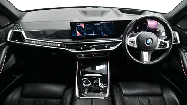 BMW X7 (72 Reg) 3.0 40D M Sport xDrive (New Model) Image 2