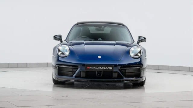 Porsche 911 (24 Reg) 3.0 Carrera 4 GTS Coupe Image 7