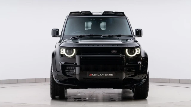 Land Rover Defender (74 Reg) 90 3.0 D350 X-Dynamic HSE Hard Top Commercial (3 Seat) (Bespoke) (+VAT) Image 7
