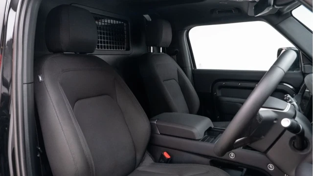 Land Rover Defender (73 Reg) 90 3.0 D250 Hard Top Commercial (+VAT) Image 3