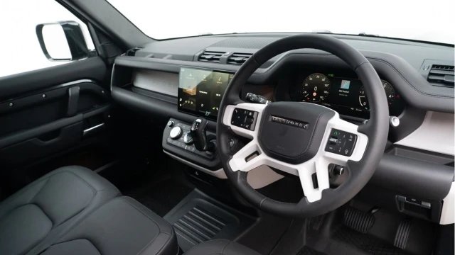 Land Rover Defender (25 Reg) 110 3.0 D350 X-Dynamic HSE Hard Top Commercial (3 Seat) (+VAT) Image 2