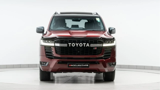 Toyota Land Cruiser (74 Reg) 300 3.3D V6 Sahara ZX (RHD) Image 7