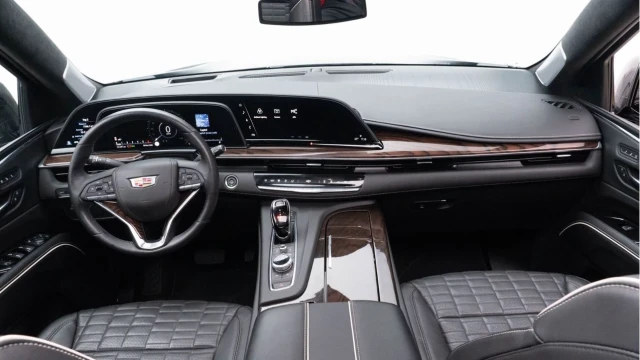 Cadillac Escalade 600 (24 Reg) 6.2 V8 Sport Platinum (8 Seat) Image 2