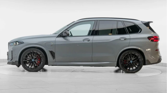 BMW X5 (24 Reg) 3.0 50e M Sport xDrive Hybrid Image 4