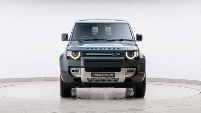 Land Rover Defender (74 Reg) 90 3.0 D250 S Hard Top Commercial (3 Seat) (+VAT) Image 8
