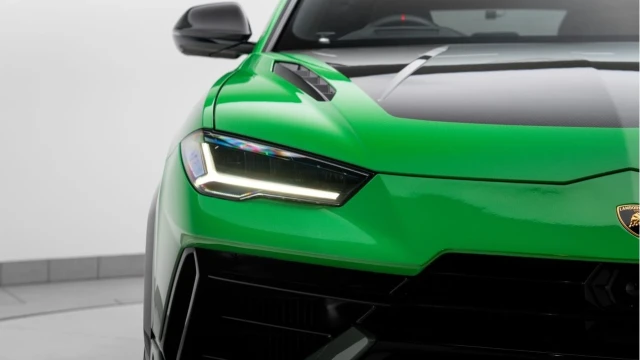 Lamborghini Urus (25 Reg) 4.0 V8 Performante Image 5