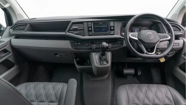 Volkswagen Transporter (73 Reg) 2.0TDI T28 Highline DSG (Camper) (VAT Q) Image 2