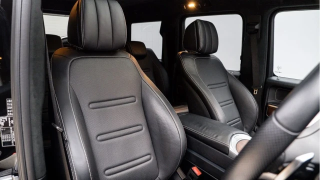 Mercedes-Benz G Class (21 Reg) G400D 2.9 AMG Line Premium Plus 4Matic Image 3