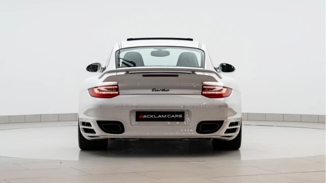 Porsche 911 (60 Reg) 3.8 Turbo Coupe (997) Image 7