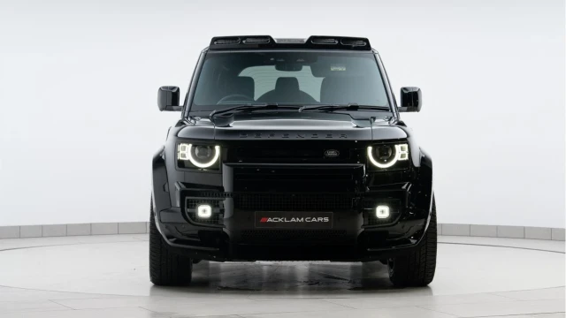 Land Rover Defender (25 Reg) 110 3.0 D350 X-Dynamic HSE (7 Seat) (Bespoke) Image 7