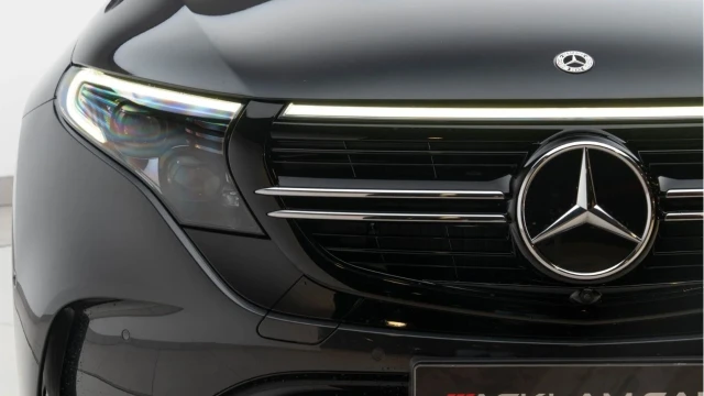 Mercedes-Benz EQC (22 Reg) EQC400 AMG Line Premium Plus 4Matic Image 8