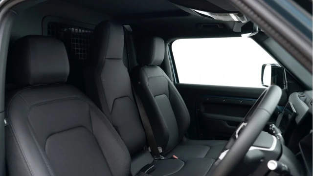Land Rover Defender (74 Reg) 90 3.0 D250 S Hard Top Commercial (3 Seat) (+VAT) Image 3