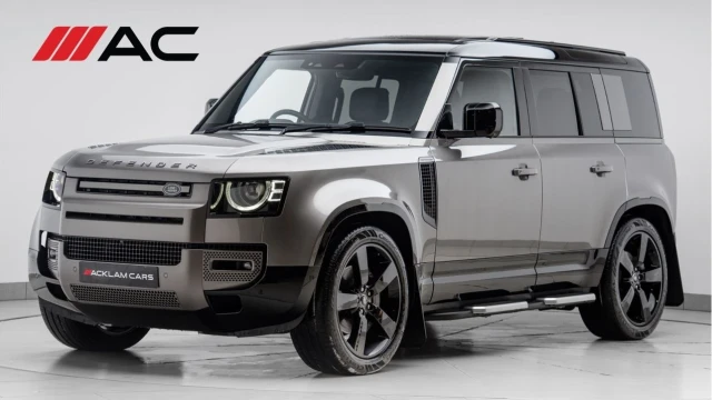 Land Rover Defender (74 Reg) 110 3.0 D350 X-Dynamic HSE (7 Seat) Image 1