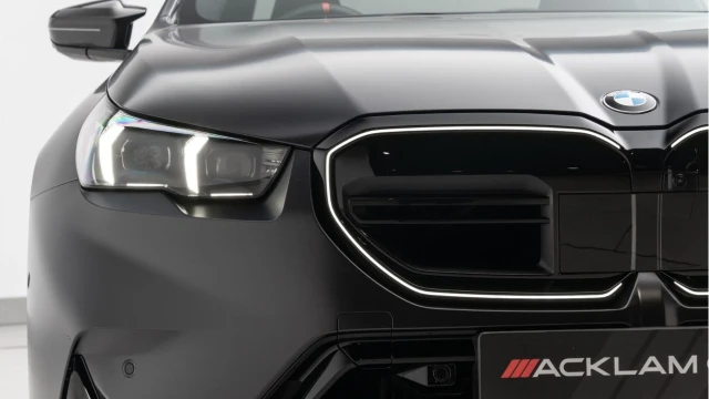 BMW M5 (74 Reg) 4.4 V8 Hybrid (Ultimate) Image 8