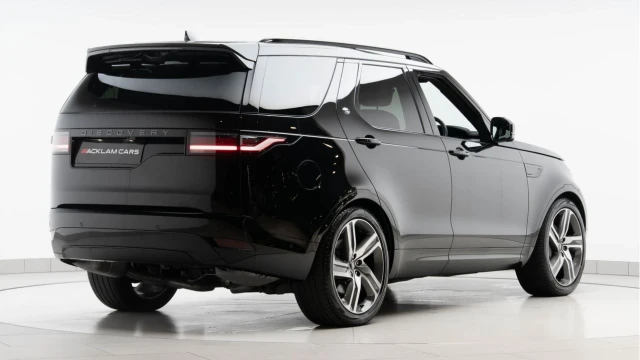 Land Rover Discovery (24 Reg) 3.0 D300 Dynamic HSE (VAT Q) Image 6