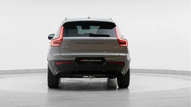 Volvo XC40 (73 Reg) 2.0 B4 Plus Image 5