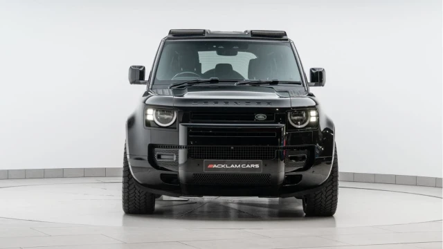 Land Rover Defender (71 Reg) 110 3.0 D250 S (Bespoke) Image 6