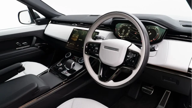 Land Rover Range Rover Sport (23 Reg) 3.0 D300 Dynamic SE Image 7