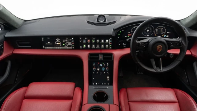 Porsche Taycan (72 Reg) Turbo Cross Turismo Image 2