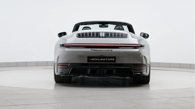 Porsche 911 (25 Reg) 3.6 Carrera 4 GTS PDK Convertible (992.2) Image 8