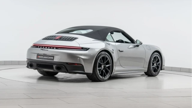 Porsche 911 (25 Reg) 3.0 Carrera PDK Convertible (992.2) Image 5