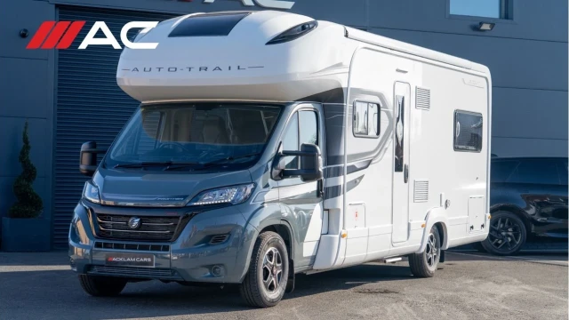 Auto-Trail Frontier Scout (73 Reg) 2.3D (6 Berth) Image 1