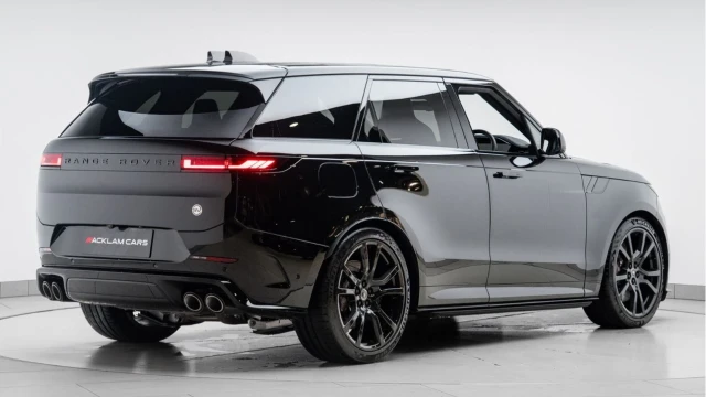 Land Rover Range Rover Sport (24 Reg) 4.4 V8 P635 SV Edition One Image 6