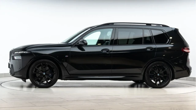 BMW X7 (24 Reg) 3.0 40i M Sport xDrive Image 4
