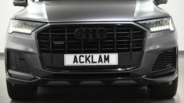 Audi Q7 2020 69 Audi Q7 3.0TDI S-Line Black Edition Quattro Image 7