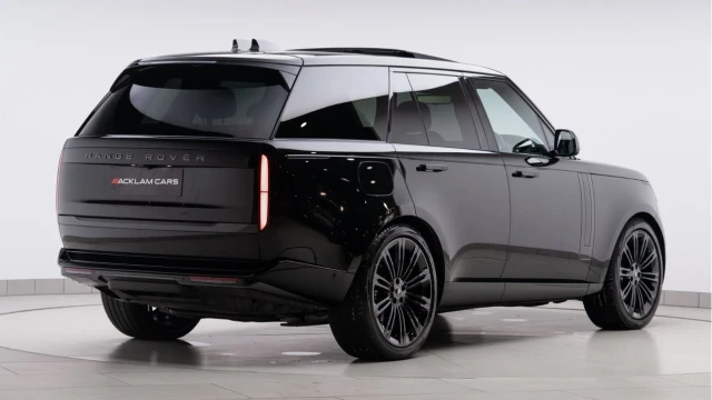 Land Rover Range Rover (74 Reg) 3.0 D350 HSE (Shadow Pack) Image 5
