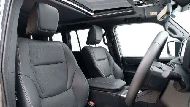 Toyota Land Cruiser (25 Reg) 2.8D Invincible (New Model) (VAT Q) Image 3