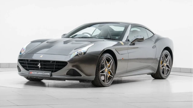 Ferrari California (16 Reg) 3.9 V8 T Convertible Image 2